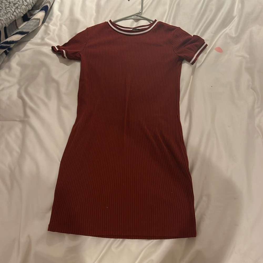 Maroon dress size small